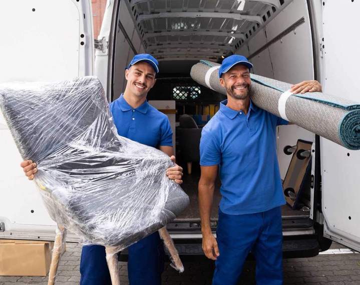 Packing your belongings Quebec